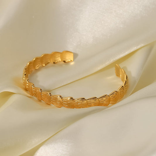 Women's 18k Gold Plated Titanium Steel Bracelet