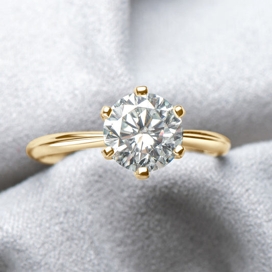 18k Gold-Plated Solitaire Ring with Zirconia (One Piece)
